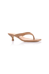 Martha Kitten Heel Camel