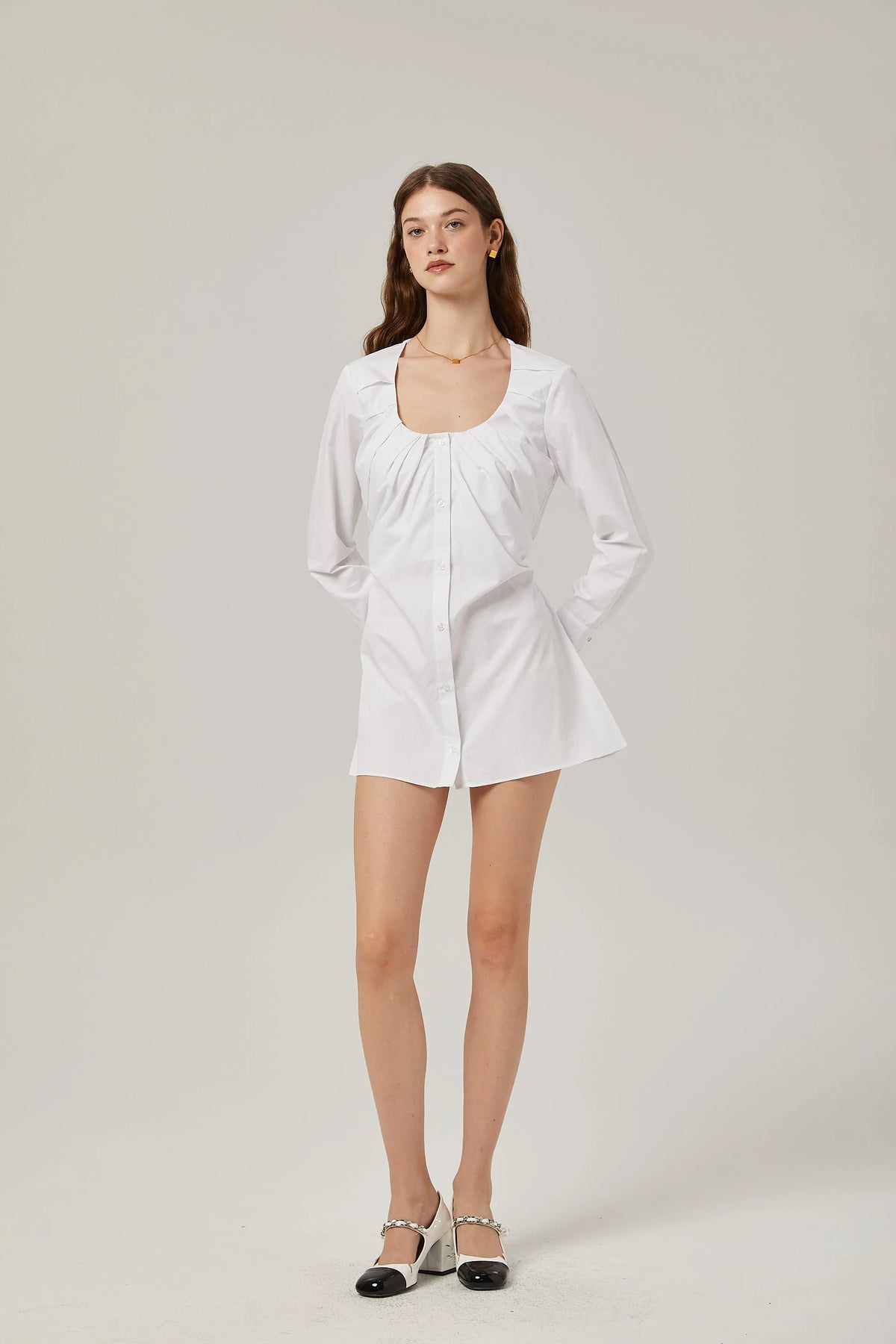 Dina pleat-detail shirt dress