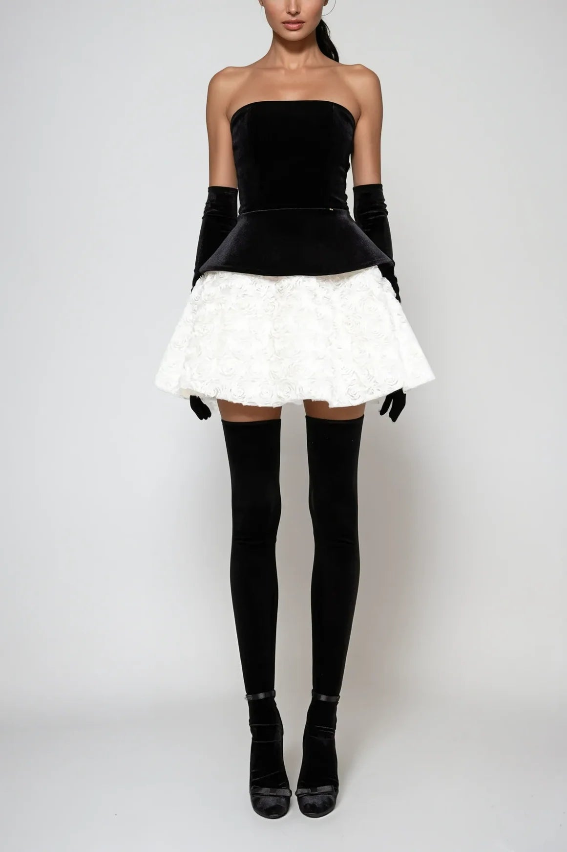Abda Strapless Floral Layerd Velvet Mini Dress